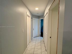 506 Radford Terrace, Davie FL 33325