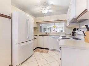 7698 Tahiti Lane 105, Lake Worth FL 33467