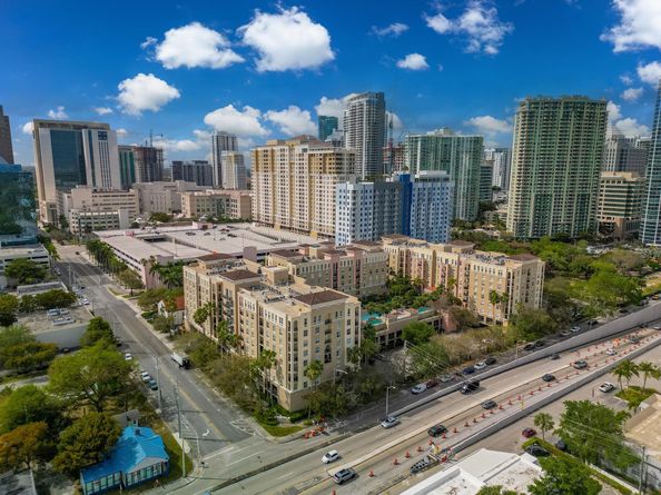 520 SE 5th 2406, Fort Lauderdale FL 33301