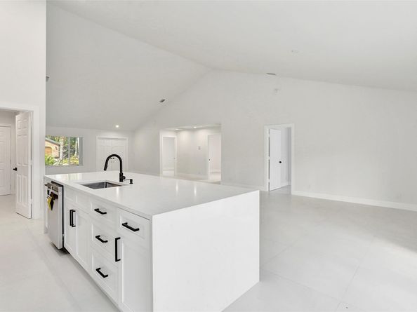 340 Oregon Ln, Boca Raton FL 33487