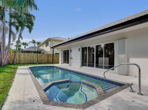 340 Oregon Ln, Boca Raton FL 33487