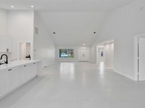 340 Oregon Ln, Boca Raton FL 33487