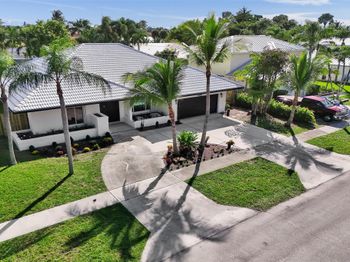 340 Oregon Ln
