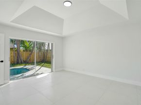 340 Oregon Ln, Boca Raton FL 33487