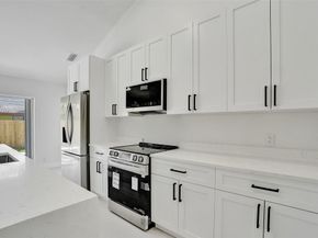 340 Oregon Ln, Boca Raton FL 33487