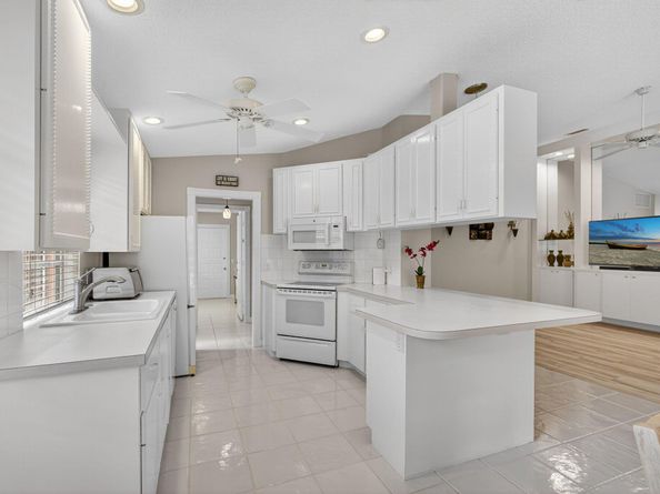 4174 Royal Oak Drive, Palm Beach Gardens FL 33410