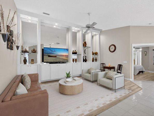 4174 Royal Oak Drive, Palm Beach Gardens FL 33410
