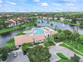 10843 NW 12th Ct, Plantation FL 33322