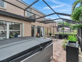 10843 NW 12th Ct, Plantation FL 33322
