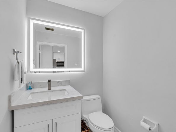 10843 NW 12th Ct, Plantation FL 33322