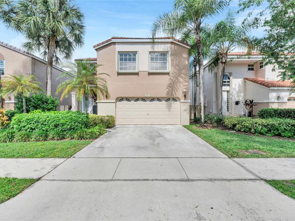 10843 NW 12th Ct, Plantation FL 33322