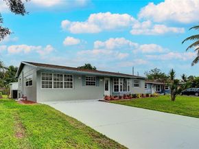 6711 NW 8th St, Margate FL 33063