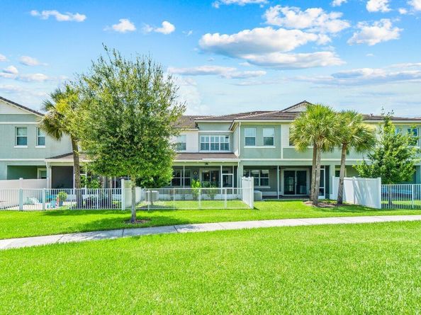 62 Sabal Court, Royal Palm Beach FL 33411