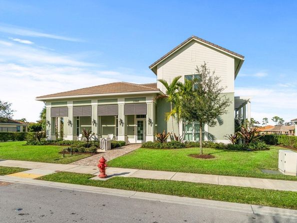 62 Sabal Court, Royal Palm Beach FL 33411