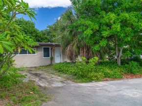 303 NE 8th Ct, Pompano Beach FL 33060