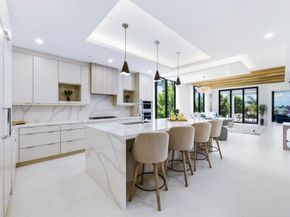 2323 Lake Drive 201, Singer Island FL 33404