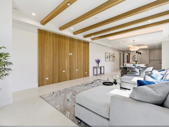 2323 Lake Drive 201, Singer Island FL 33404