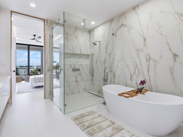 2323 Lake Drive 201, Singer Island FL 33404