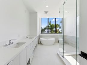 2323 Lake Drive 201, Singer Island FL 33404
