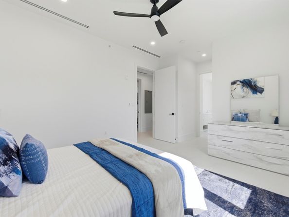 2323 Lake Drive 201, Singer Island FL 33404