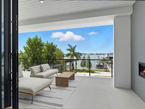 2323 Lake Drive 201, Singer Island FL 33404