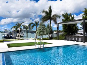 2323 Lake Drive 201, Singer Island FL 33404