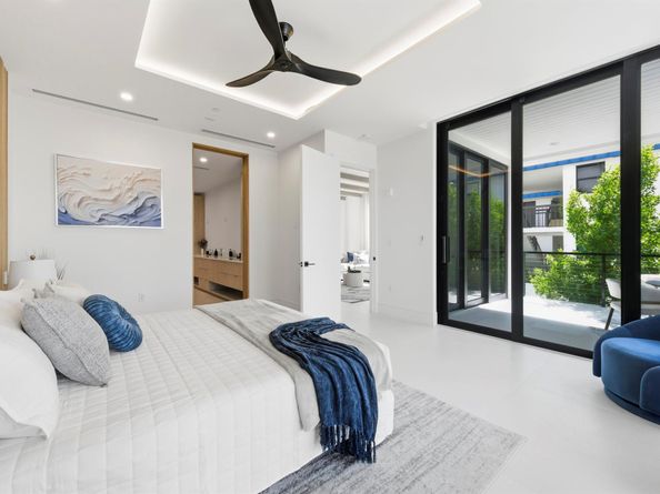 2323 Lake Drive 201, Singer Island FL 33404