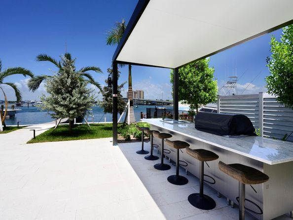 2323 Lake Drive 201, Singer Island FL 33404