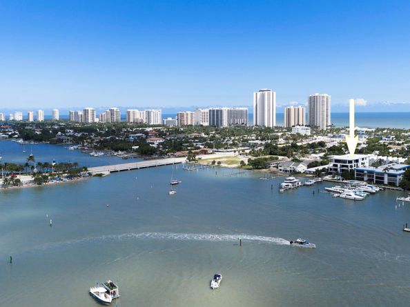 2323 Lake Drive 201, Singer Island FL 33404