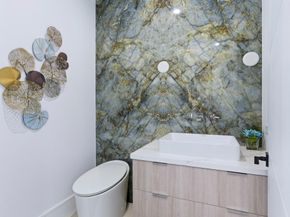 2323 Lake Drive 201, Singer Island FL 33404