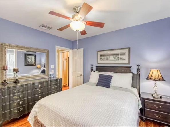327 Connecticut St 21, Hollywood FL 33019