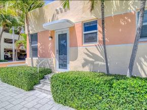 327 Connecticut St 21, Hollywood FL 33019