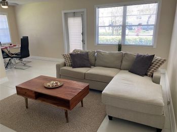 209 Ventnor M