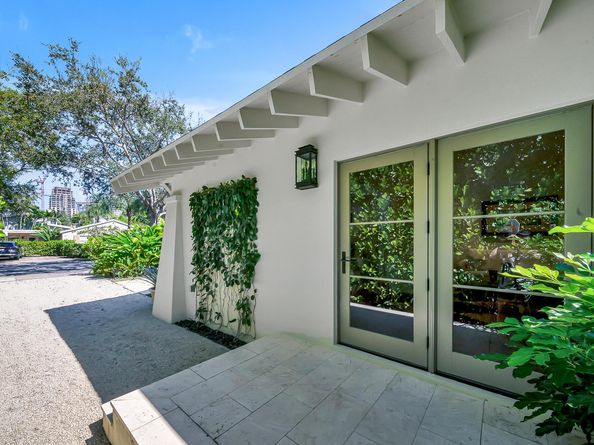 300 Barcelona Road, West Palm Beach FL 33401
