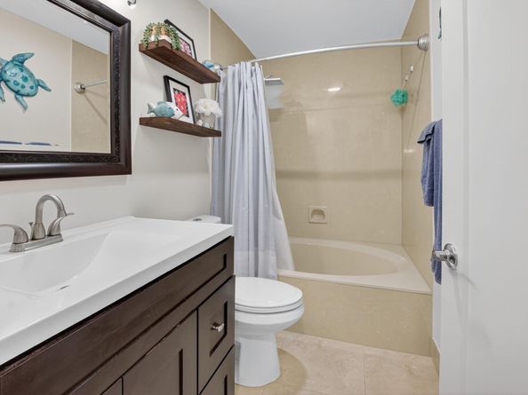 5152 Golfview Court 1826, Delray Beach FL 33484