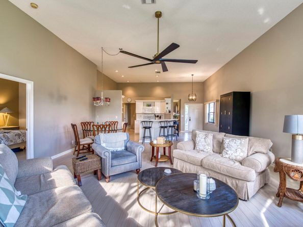 890 Windermere Way, Palm Beach Gardens FL 33418