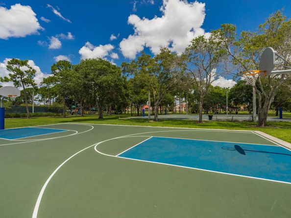 890 Windermere Way, Palm Beach Gardens FL 33418