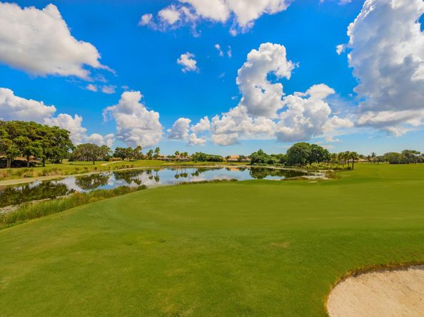 890 Windermere Way, Palm Beach Gardens FL 33418