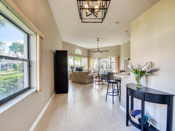 890 Windermere Way, Palm Beach Gardens FL 33418