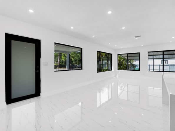 16011 NW 38th Ct, Opa Locka FL 33054