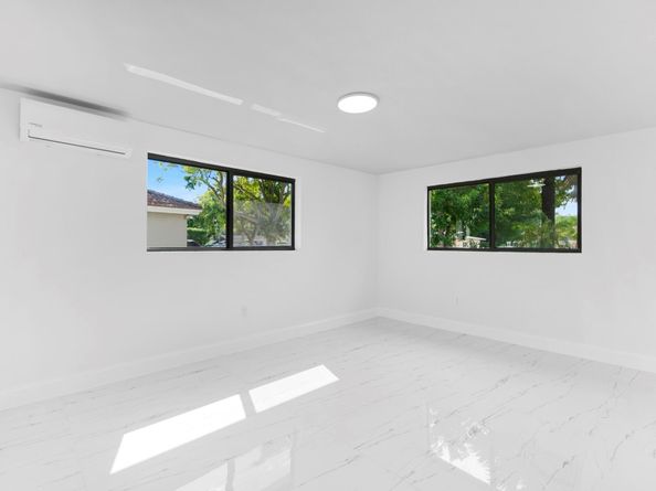 16011 NW 38th Ct, Opa Locka FL 33054