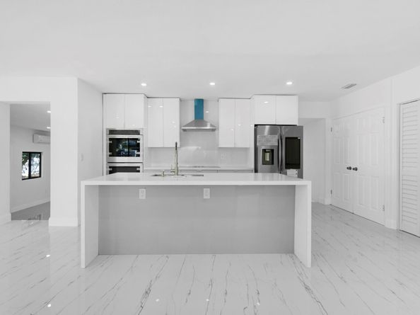 16011 NW 38th Ct, Opa Locka FL 33054