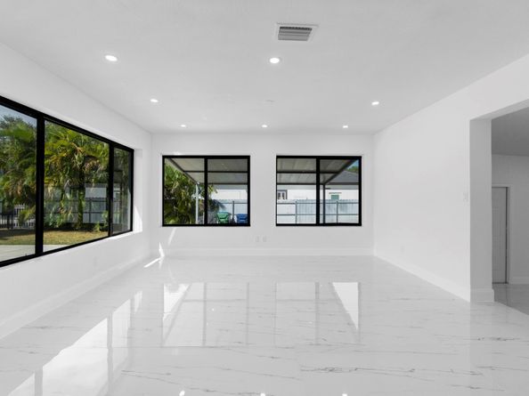 16011 NW 38th Ct, Opa Locka FL 33054