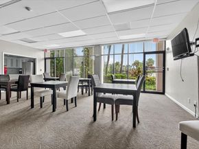 2425 Presidential Way 1502, West Palm Beach FL 33401