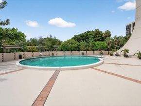 2425 Presidential Way 1502, West Palm Beach FL 33401