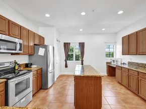 228 SW 6th Ct 228, Pompano Beach FL 33060