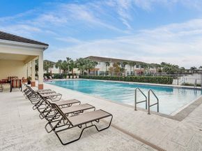 228 SW 6th Ct 228, Pompano Beach FL 33060