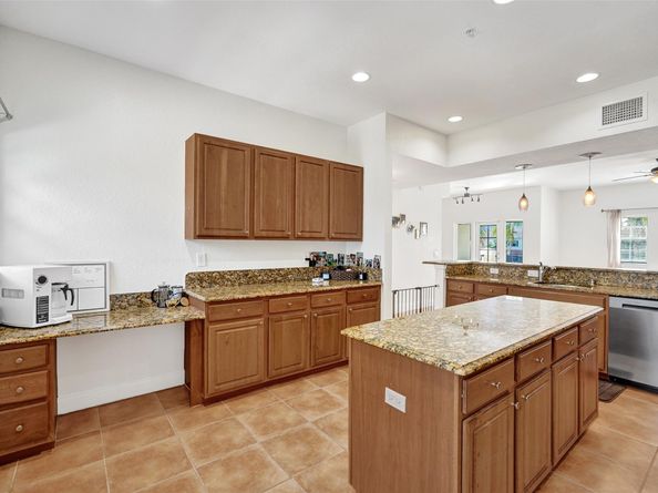 228 SW 6th Ct 228, Pompano Beach FL 33060