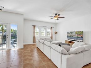 228 SW 6th Ct 228, Pompano Beach FL 33060