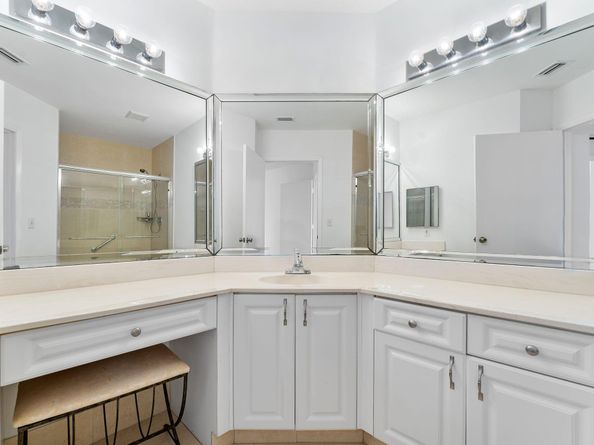4400 NW 30th Street 328, Coconut Creek FL 33066